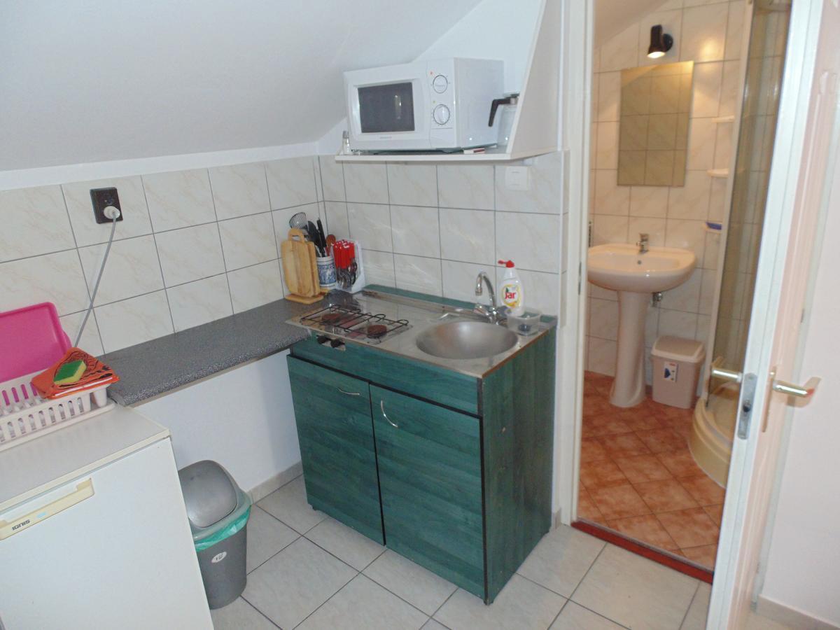 Almos Apartman Siófok Buitenkant foto